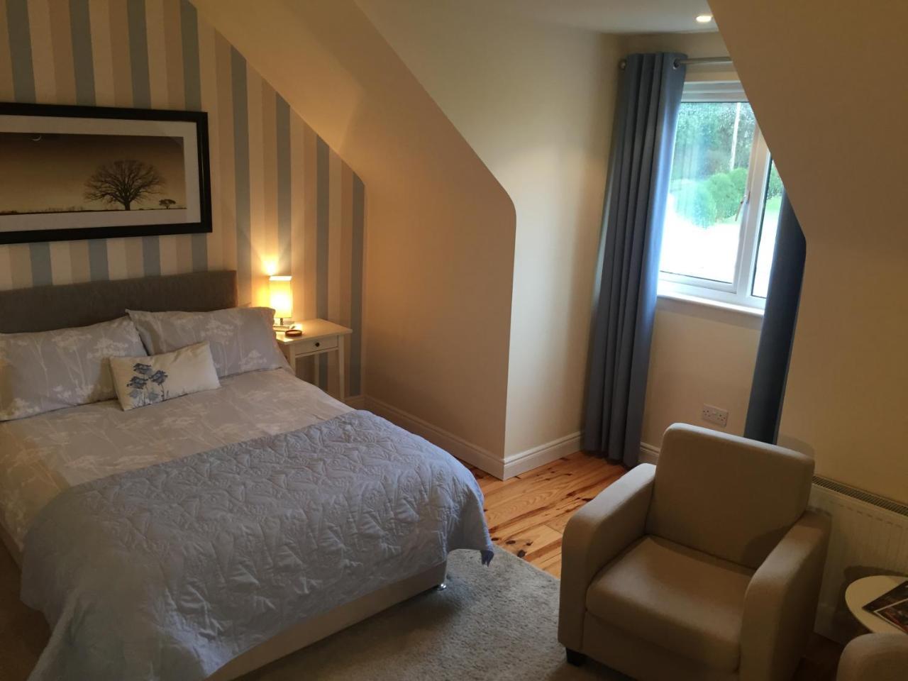 バリーハウニス Marnic House Bed & Breakfast エクステリア 写真